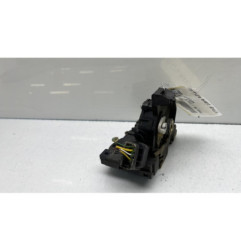 Serrure avant droit FORD FOCUS 1