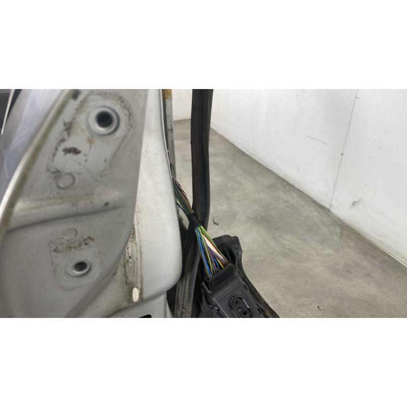 Porte avant droit FORD FIESTA 6 Photo n°6