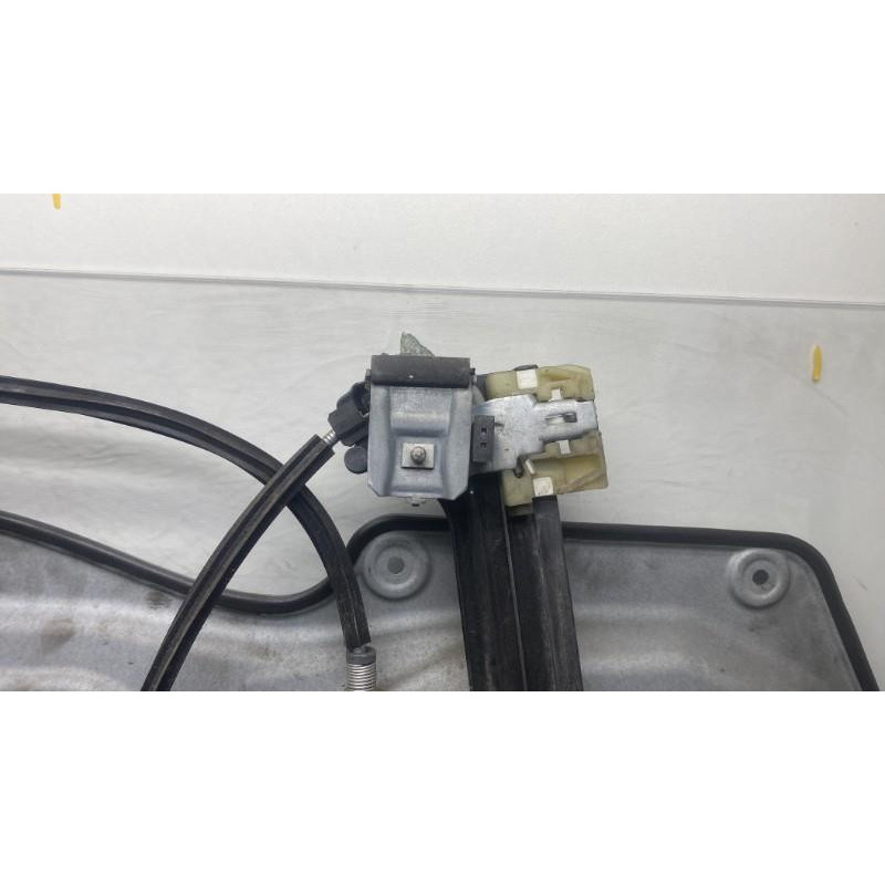 Leve vitre electrique avant droit VOLKSWAGEN TOURAN 1 Photo n°3