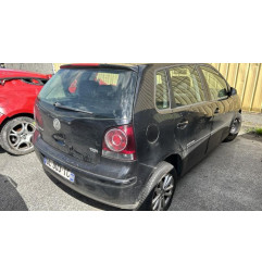 Serrure avant droit VOLKSWAGEN POLO 4
