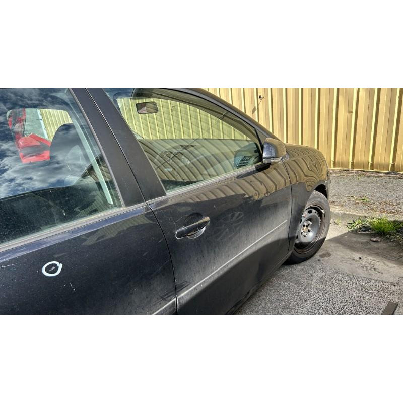 Serrure avant droit VOLKSWAGEN POLO 4 Photo n°8