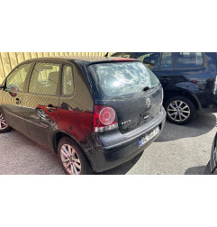 Serrure avant droit VOLKSWAGEN POLO 4
