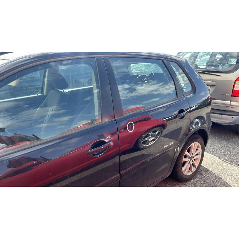 Serrure avant droit VOLKSWAGEN POLO 4 Photo n°10