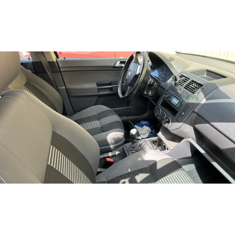 Serrure avant droit VOLKSWAGEN POLO 4 Photo n°18