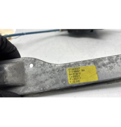 Leve vitre electrique avant droit OPEL CORSA D