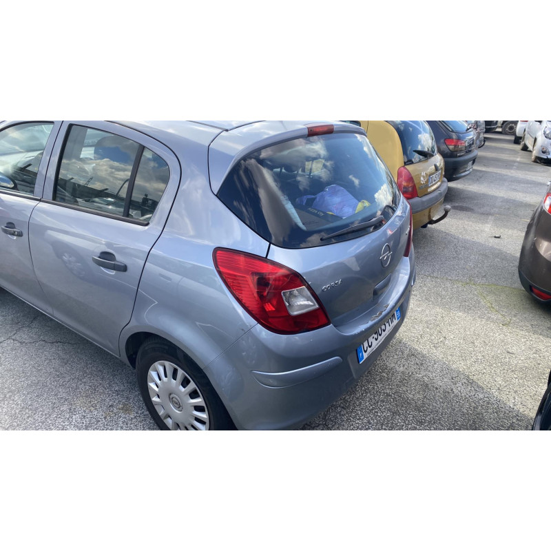 Leve vitre electrique avant droit OPEL CORSA D Photo n°18