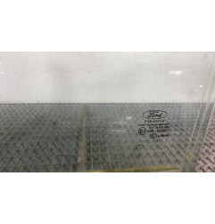 Vitre avant gauche FORD FOCUS 3