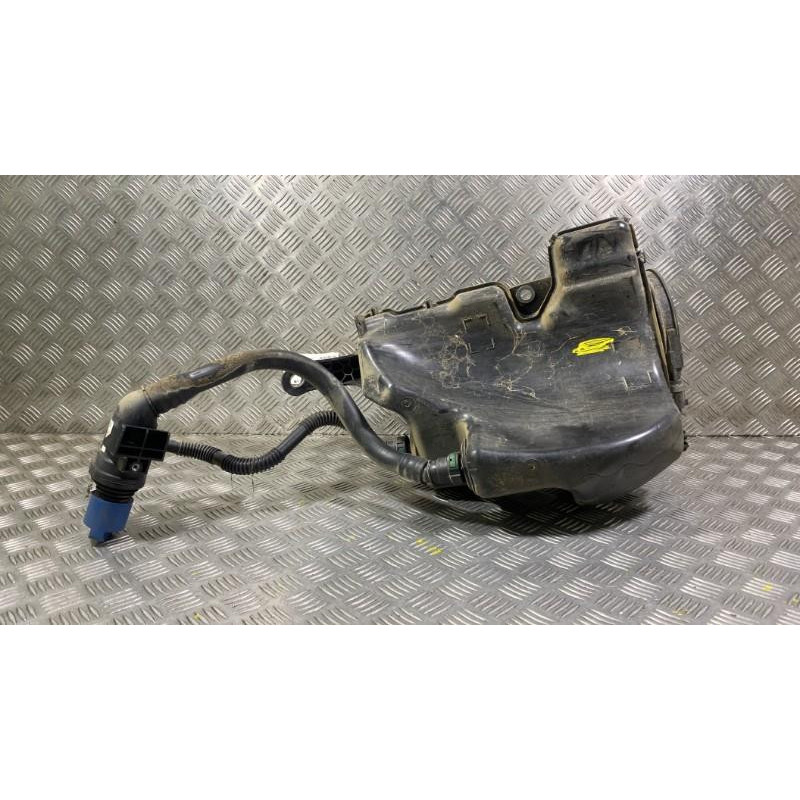 Reservoir AdBlue SEAT ARONA Photo n°2