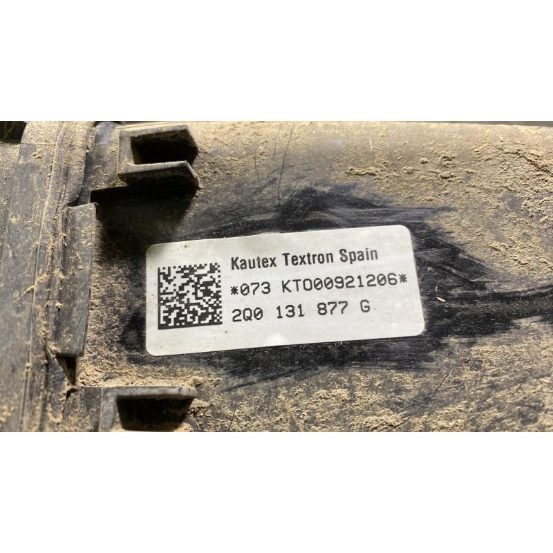 Reservoir AdBlue SEAT ARONA Photo n°3