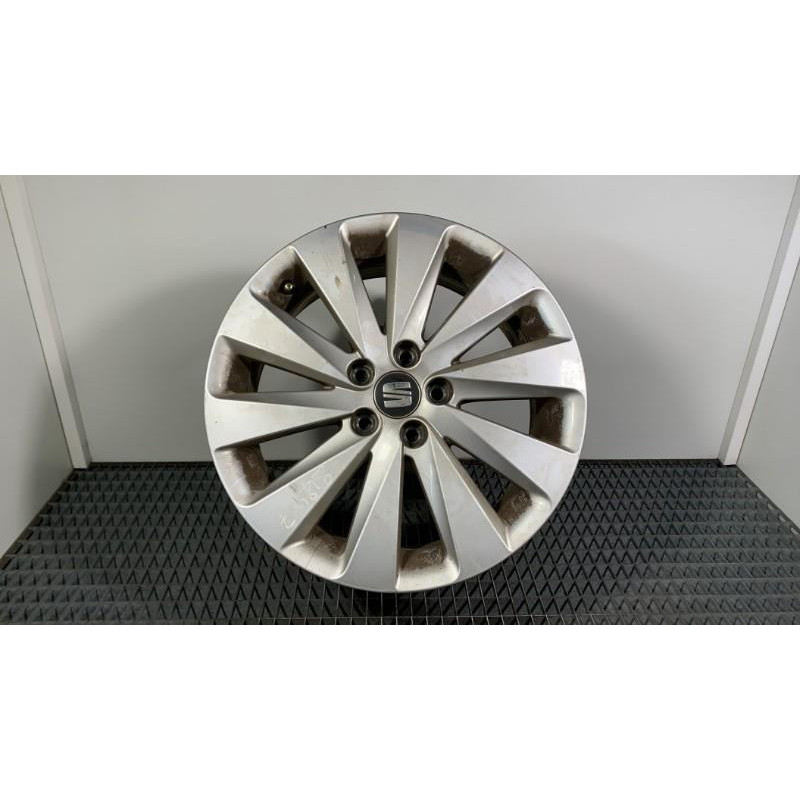 Jante SEAT ARONA Photo n°3