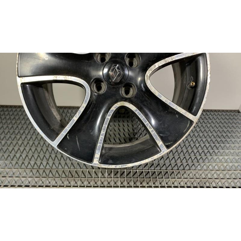 Jante RENAULT CLIO 4 Photo n°2