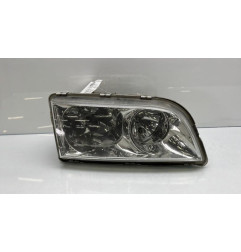 Optique avant principal droit (feux)(phare) VOLVO V 40 1