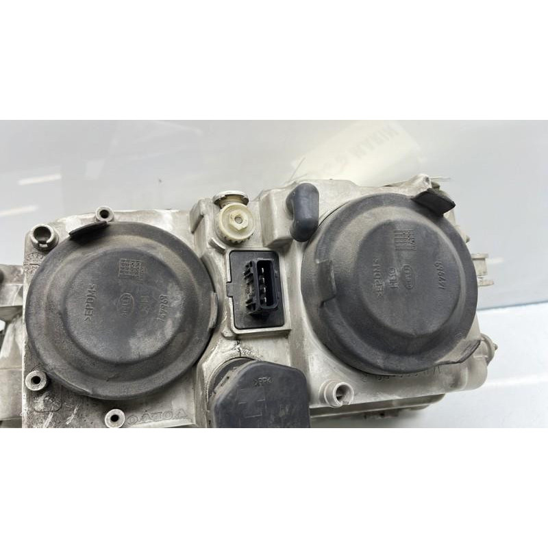 Optique avant principal droit (feux)(phare) VOLVO V 40 1 Photo n°7