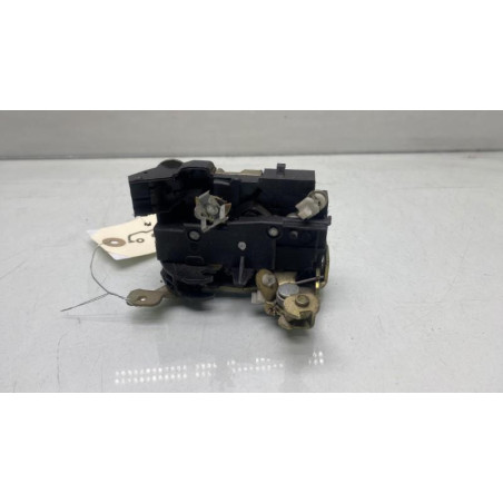 Serrure avant droit RENAULT KANGOO 1