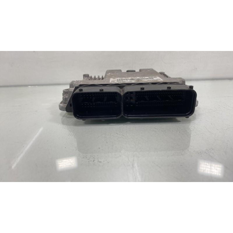 Calculateur moteur OPEL CORSA D Photo n°1