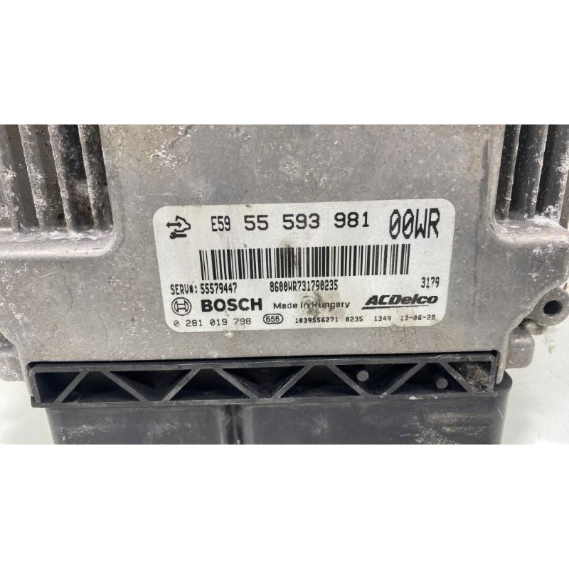 Calculateur moteur OPEL CORSA D Photo n°3