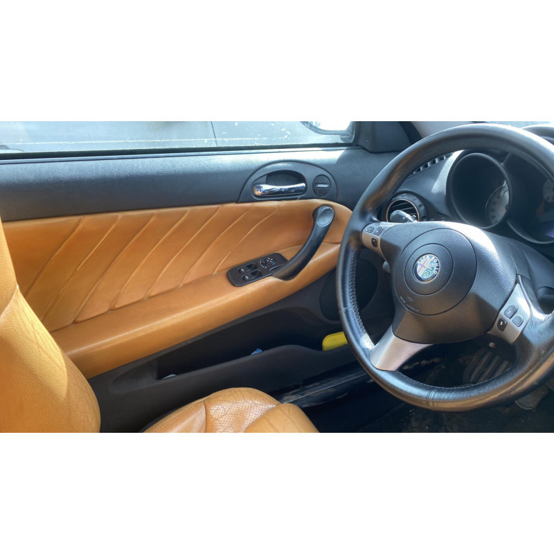 Vase de lave glace ALFA ROMEO GT Photo n°19