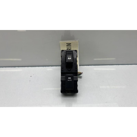 Interrupteur de leve vitre avant droit KIA SORENTO 2