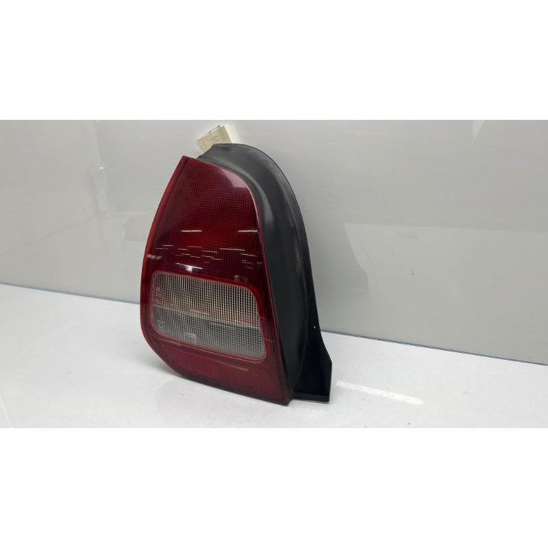 Feu arriere principal gauche (feux) MITSUBISHI COLT 5 Photo n°6