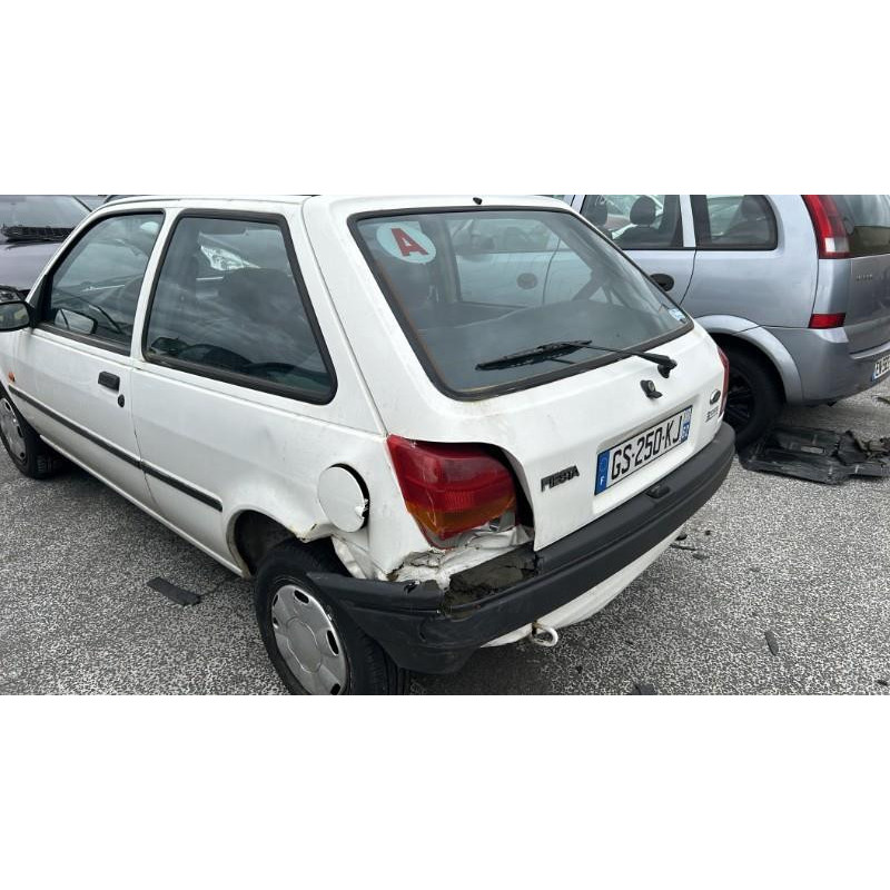 Feu arriere principal droit (feux) FORD FIESTA 3 Photo n°14