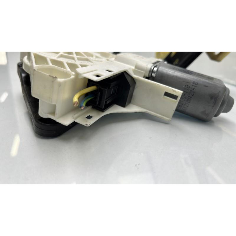 Leve vitre electrique avant droit AUDI A1 1 Photo n°11