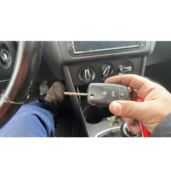 Anti brouillard droit (feux) VOLKSWAGEN POLO 5