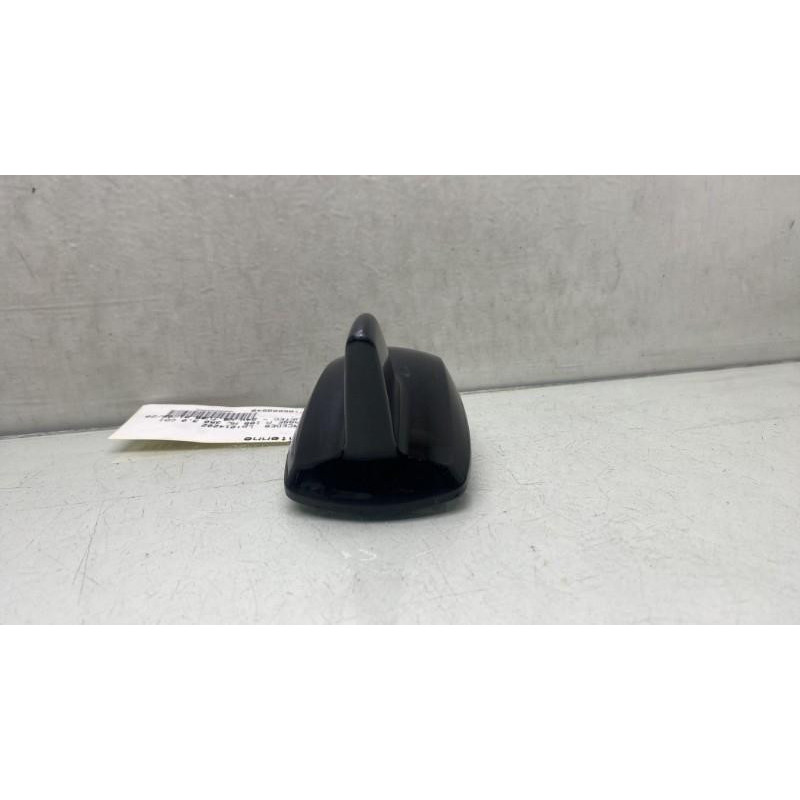 Antenne MERCEDES CLASSE M 166 Photo n°3