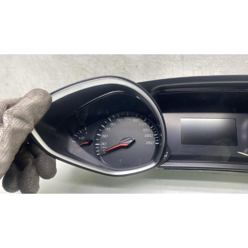Compteur PEUGEOT 308 2 Photo n°6