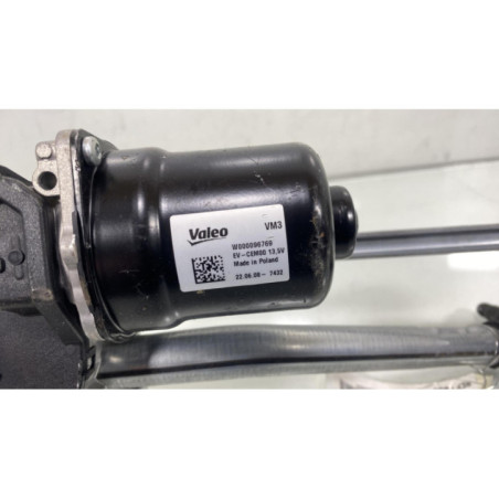 Moteur essuie glace avant PEUGEOT 208 2