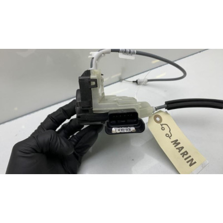 Serrure avant droit PEUGEOT 208 2