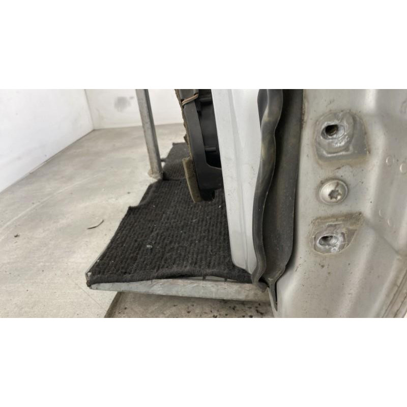 Porte avant gauche MERCEDES CLASSE M 163 Photo n°7