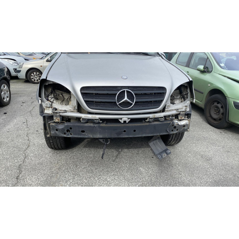 Charniere de capot MERCEDES CLASSE M 163 Photo n°19
