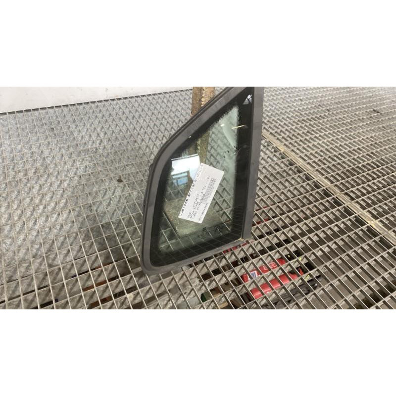 Custode arriere droit SEAT ARONA Photo n°3