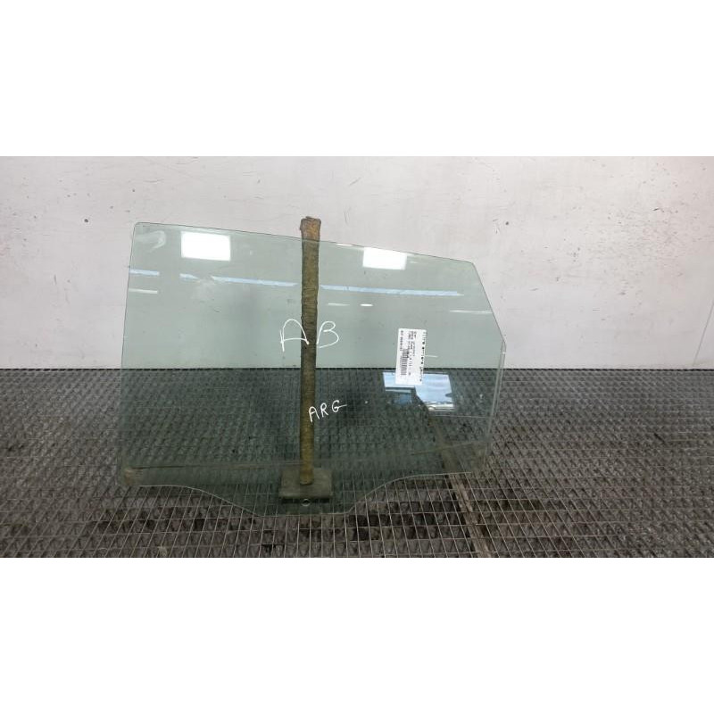 Vitre arriere gauche SEAT ARONA Photo n°5