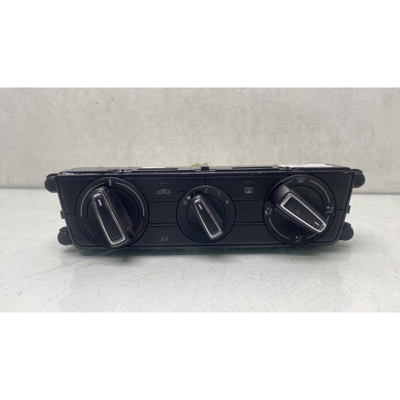 Commande chauffage SEAT ARONA Photo n°1