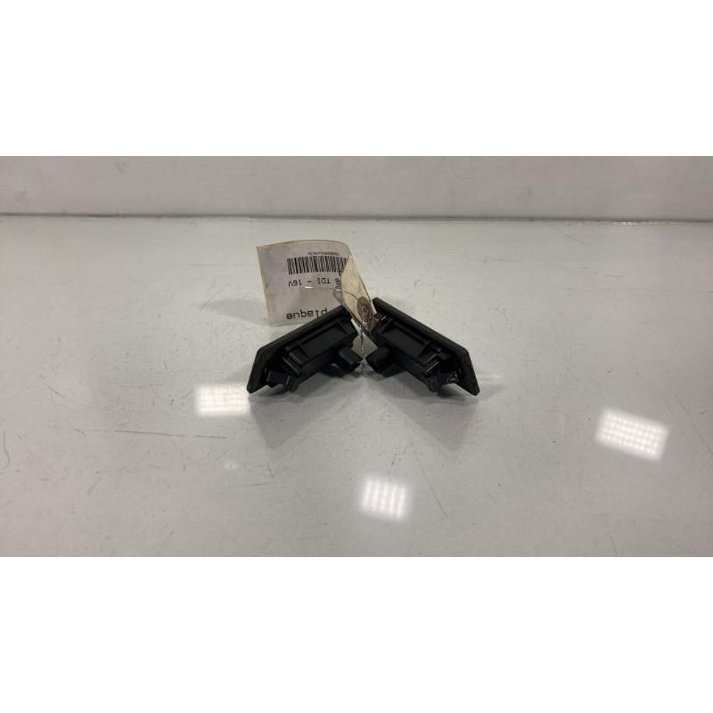 Eclairage de plaque SEAT ARONA Photo n°3