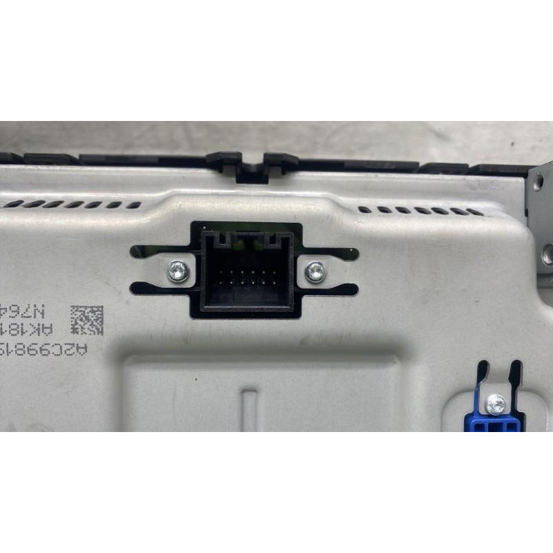 Ecran GPS SEAT ARONA Photo n°3