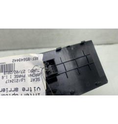 Interrupteur de leve vitre arriere gauche SEAT ARONA Photo n°1