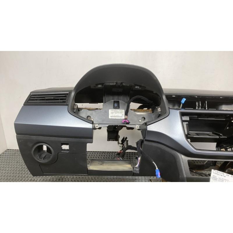 Planche de bord complete SEAT ARONA Photo n°7