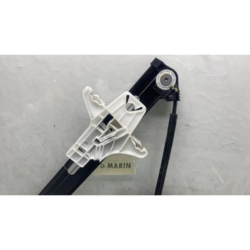 Leve vitre electrique arriere droit SEAT ARONA Photo n°3