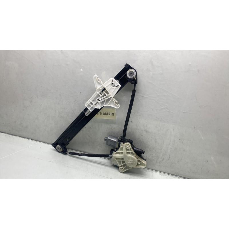 Leve vitre electrique arriere droit SEAT ARONA Photo n°4