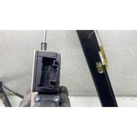 Leve vitre electrique avant droit SEAT ARONA Photo n°1