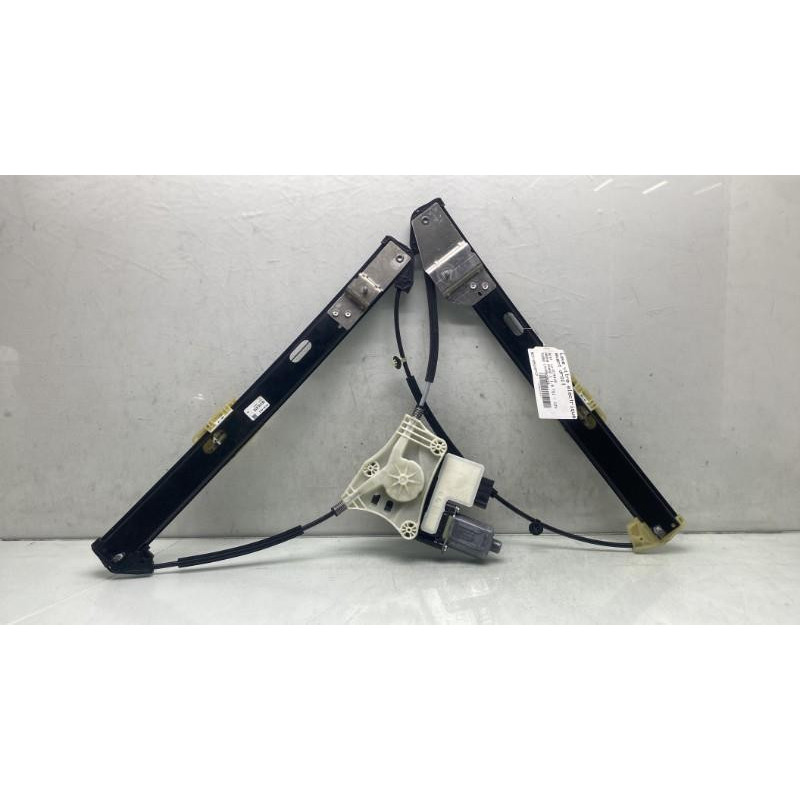 Leve vitre electrique avant droit SEAT ARONA Photo n°8