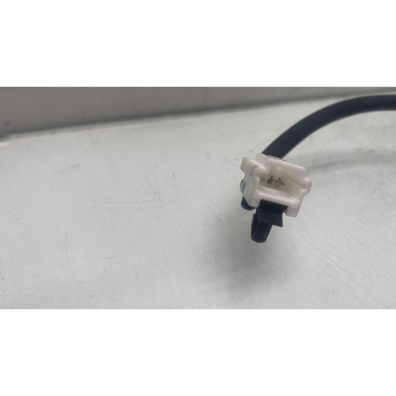Attache ceinture avant droit NISSAN JUKE 1 Photo n°6