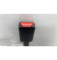 Attache ceinture avant gauche NISSAN JUKE 1