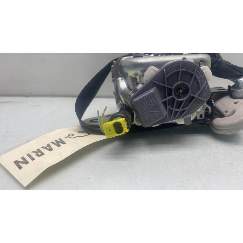 Pretensionneur de ceinture avant droit NISSAN JUKE 1 Photo n°1