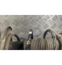 Amortisseur avant droit NISSAN JUKE 1