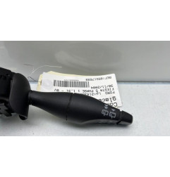 Commodo d'essuie glaces FORD FIESTA 5