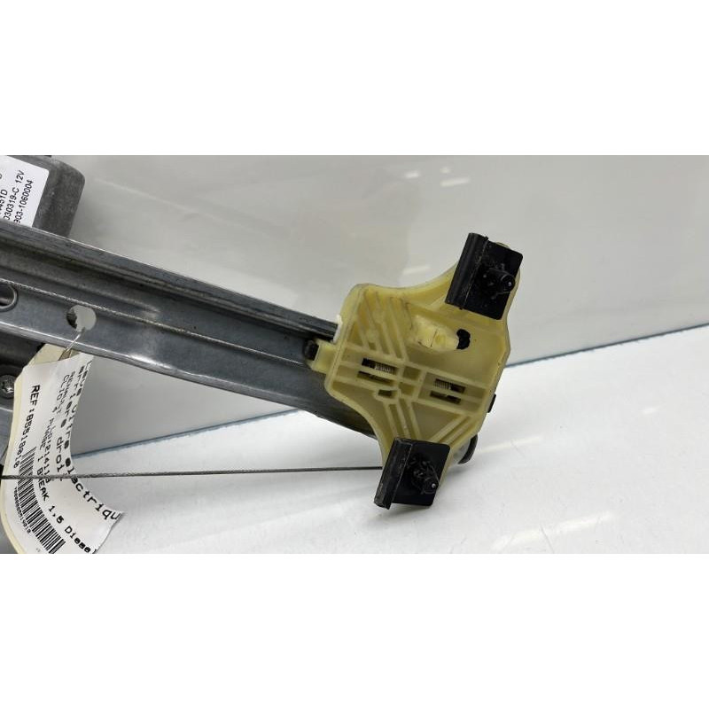 Leve vitre electrique arriere droit RENAULT CLIO 4 Photo n°3