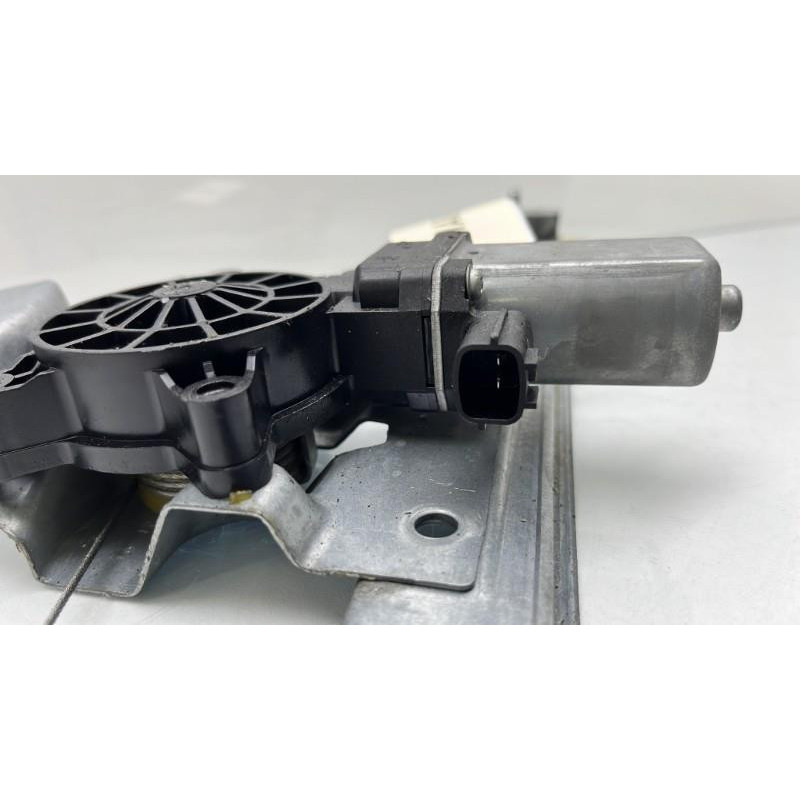 Leve vitre electrique arriere droit RENAULT CLIO 4 Photo n°7